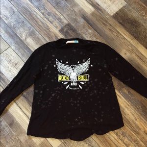 long sleeve t-shirt